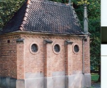 15.	Kaple rodiny Šustalovy na starém hřbitově