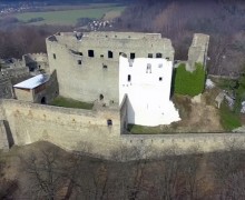 3. Hrad Hukvaldy z dronu