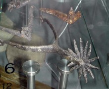 4.	Z expozice železných nálezů z hradu